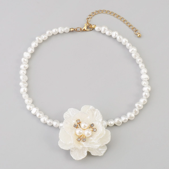Choker Flower
